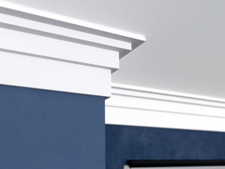 Jak dobrać listwy przysufitowe do salonu