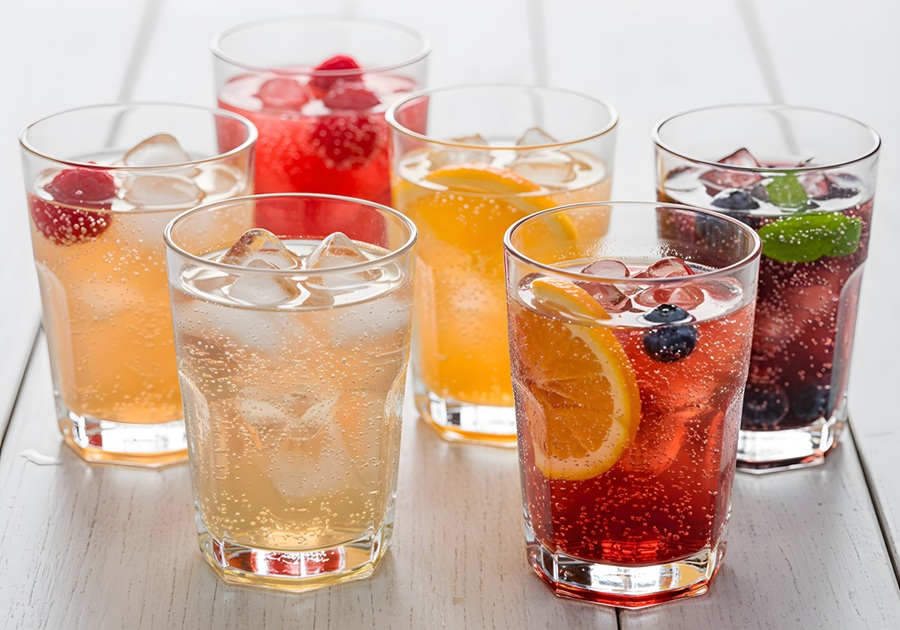 Szklanki do wody, herbaty, soku - jak znaleźć idealne?