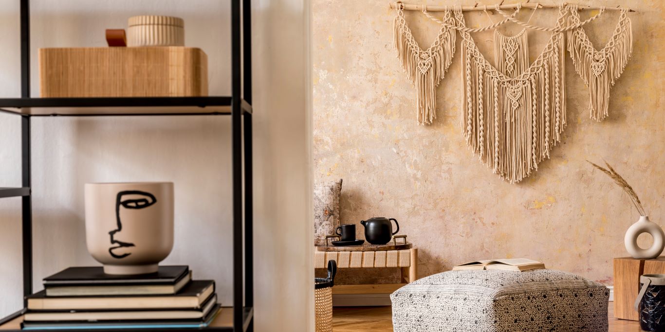 Kamienie dekoracyjne we wnętrzach – jak stworzyć ścianę z charakterem?